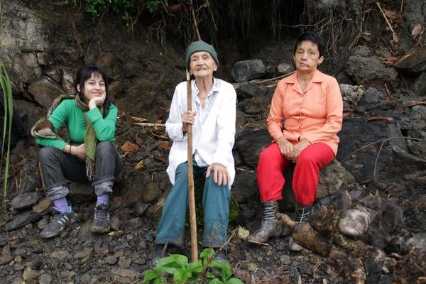 nosotras-documental-cuatro-generaciones-mujeres-violencia